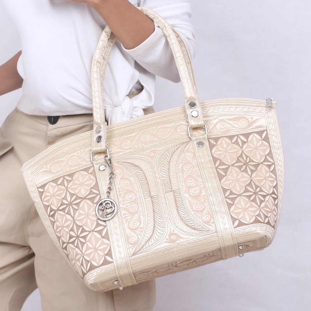 Art made with love by our Sumatran Artisans - Mutiara Tote Bag